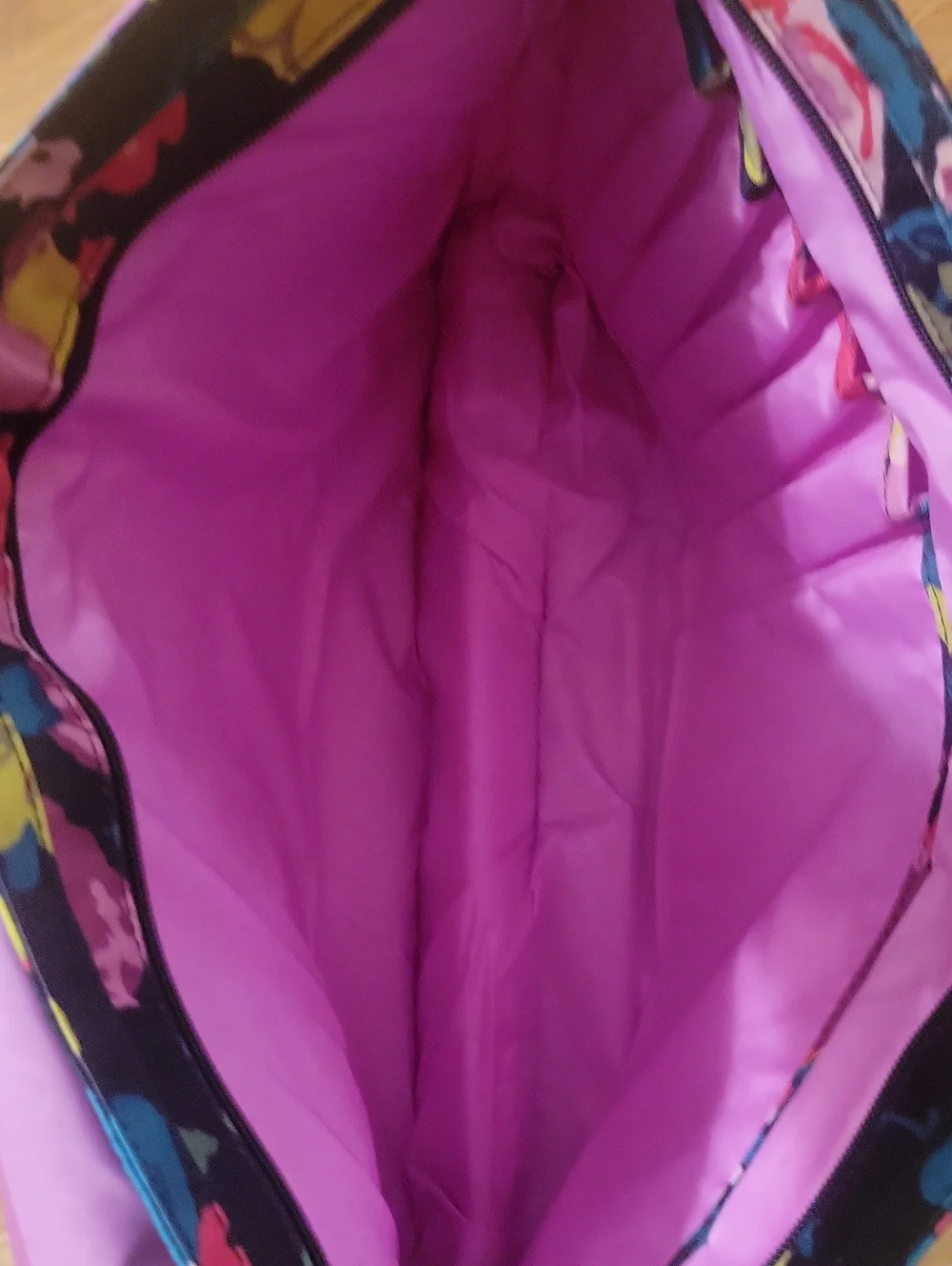 Vera Bradley Black Multi Floral Laptop Bag.